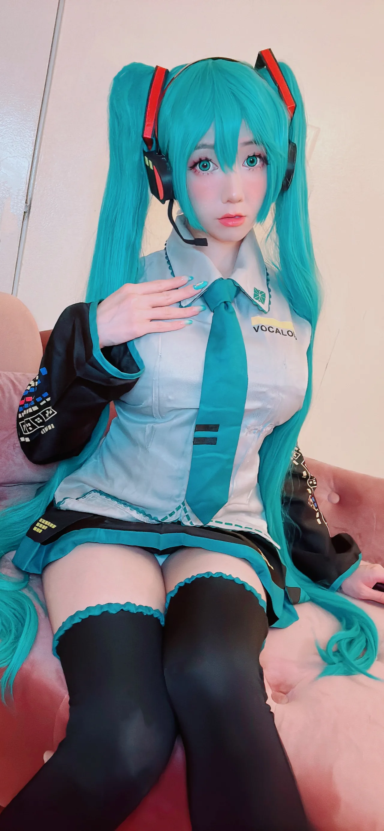 Usagi Christy - Miku page 9 full